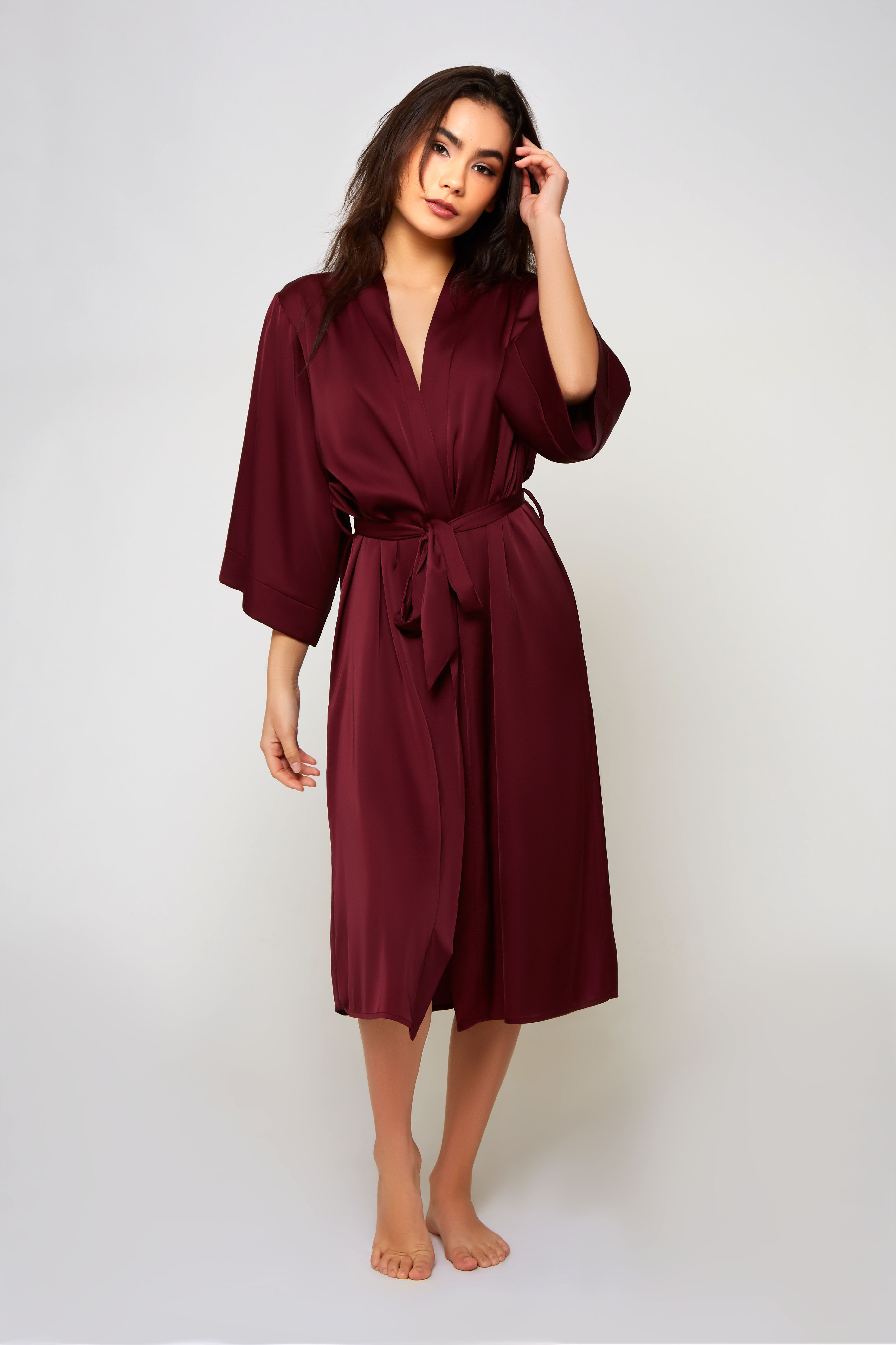 Tania Robe - 78130 Burgundy - Click Image to Close